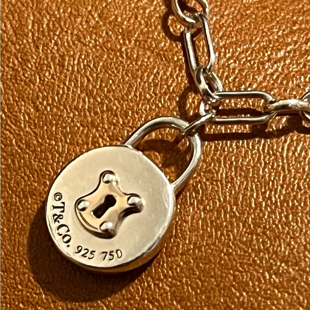✨✨✨SOLD✨✨✨ Tiffany & Co. 18k Gold 750 925 Silver Lock Bracelet